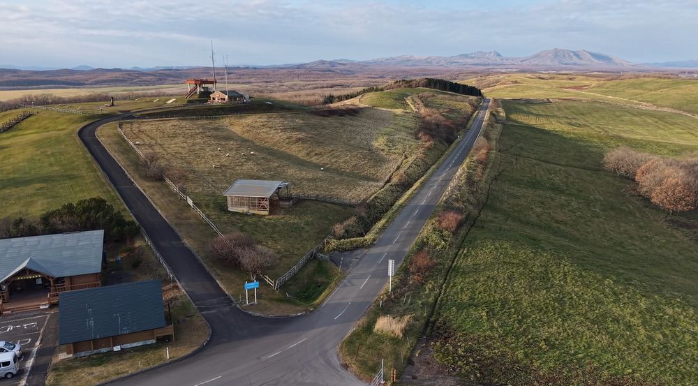 (Yt3) 1762945720.8.3.jpg